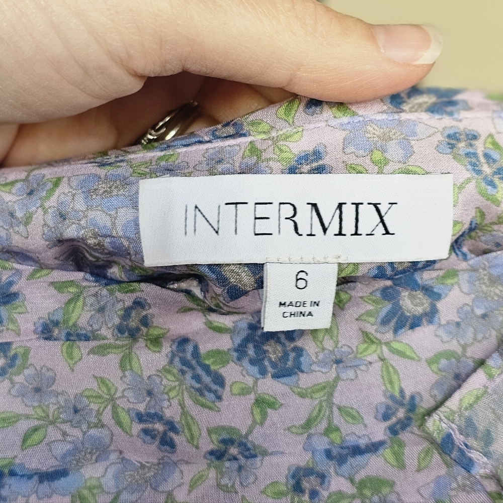 INTERMIX Floral Silk Mini Skirt - Picture 6 of 7
